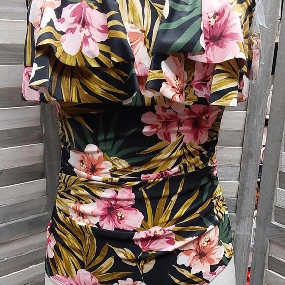 Bandeau Flounce High-Coverage One-Piece Swimsuit | Kona Sol | Small - Picture 2 of 13